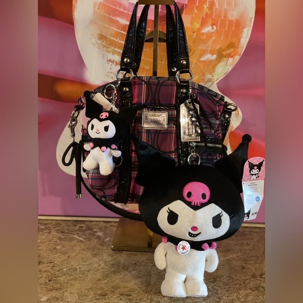 COACH Poppy Tartan Plaid Spotlight Glitter Tote Bag W/KUROMI Plush & Bag Charm